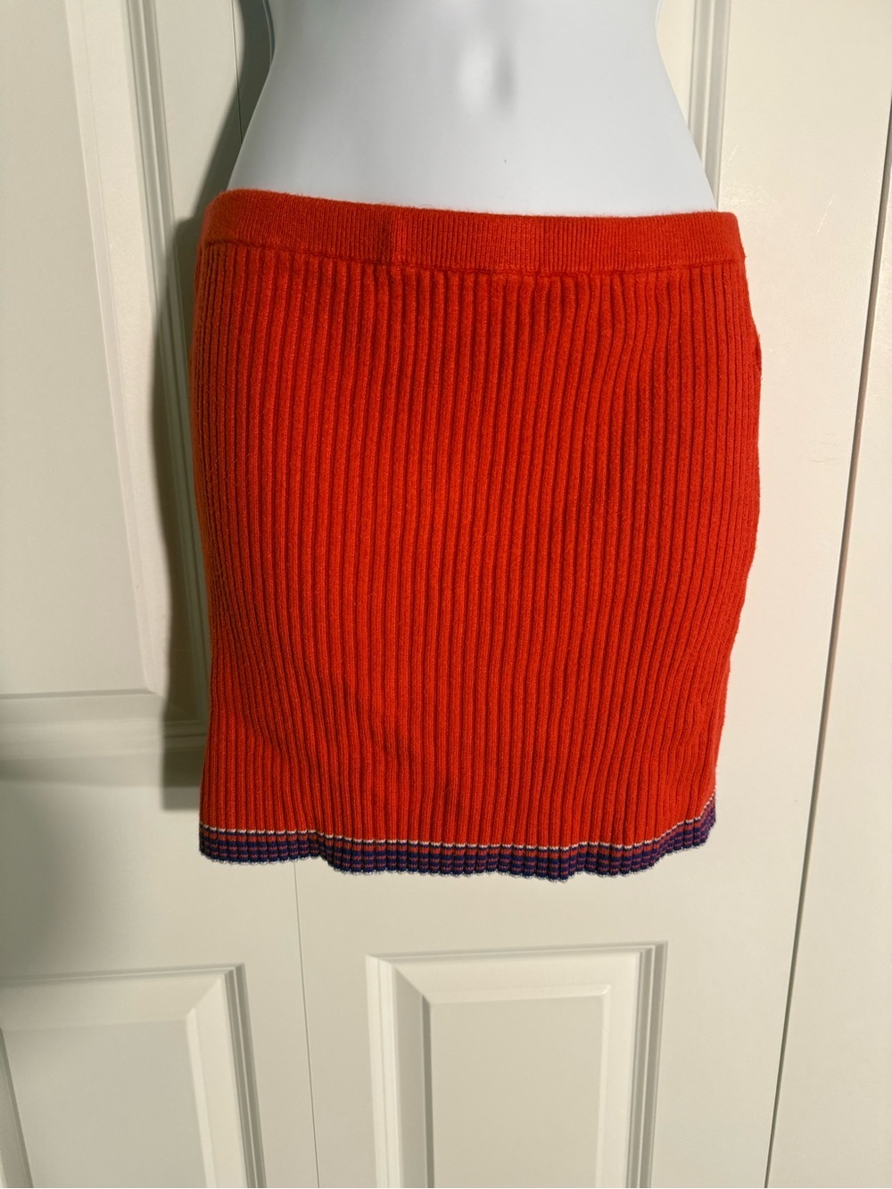 Red Ribbed Knit Mini Skirt with Contrast Hem